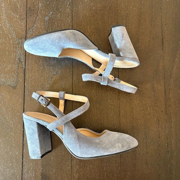 Sundance Women's Light Blue Suede Heels Pumps Size EU 38‎